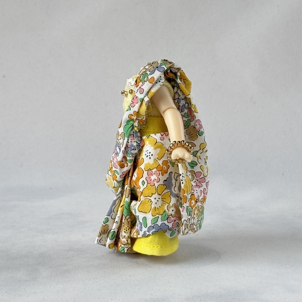 AIlex Sally yellow