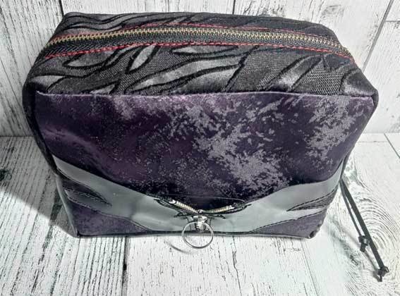 水着ベリアルイメージポーチ