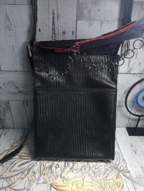 ベリアルイメージレザーバッグ