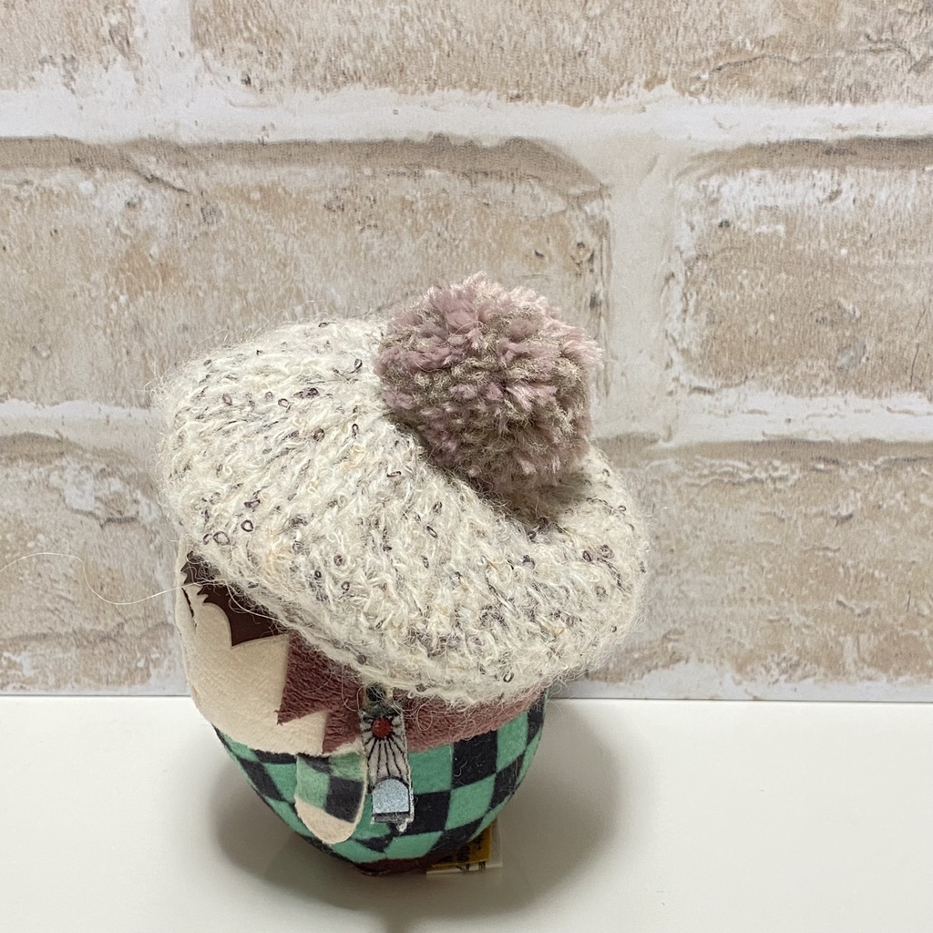 ふわふわポンポンベレー帽