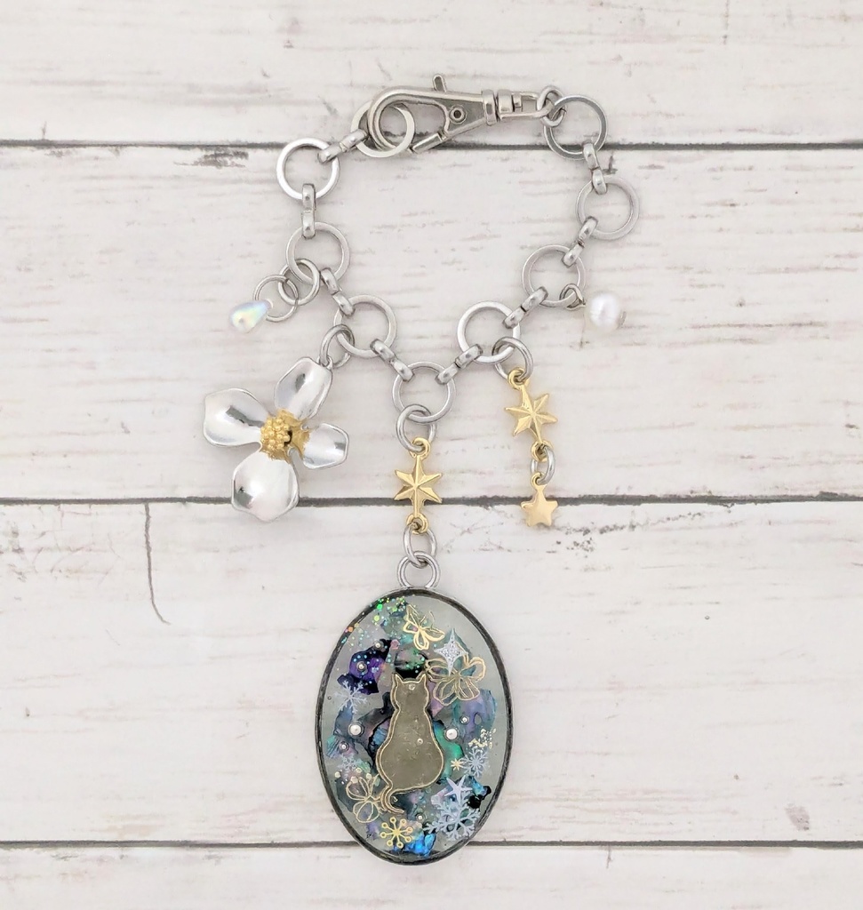 花雪星猫のバッグチャーム