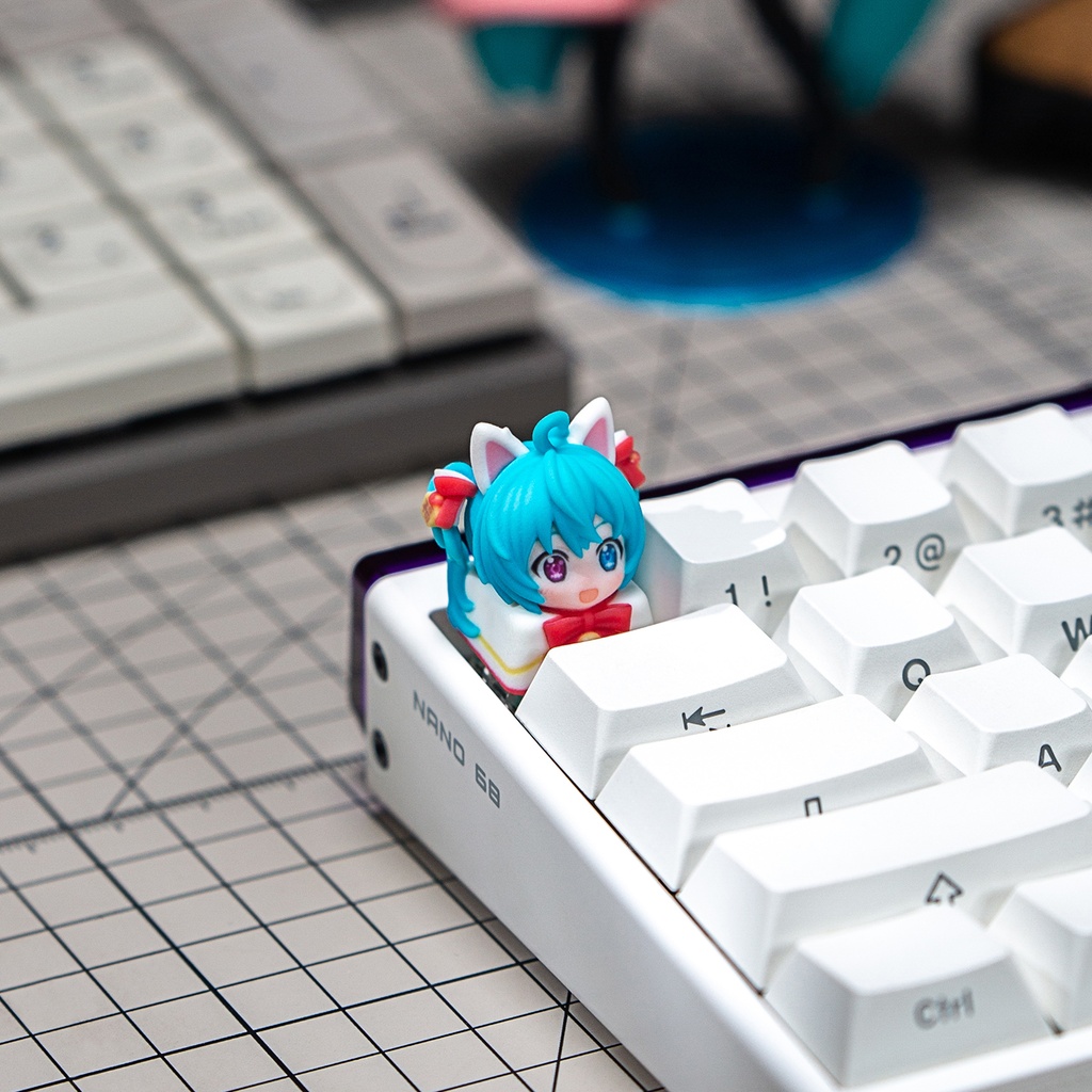 初音ミク Miku風 メカニカルキーボードデフォルメキーキャップ シンフォニー/ラビットホール/雪ミク/招きミク 4種選択可 MXスイッチ対応 超高精細彩色レジン造形 同人グッズ