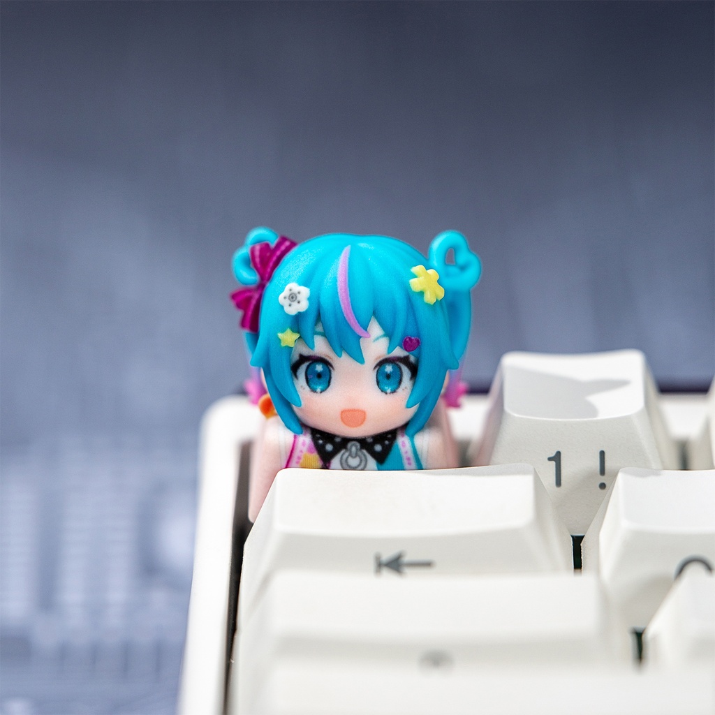 初音ミク Miku風 メカニカルキーボードデフォルメキーキャップ 第2弾 デコミク(Light / Dark)・レーシングミク2026・MIKU WITH YOU 2025 4種選択可 MXスイッチ対応 超高精細彩色レジン造形 同人グッズ