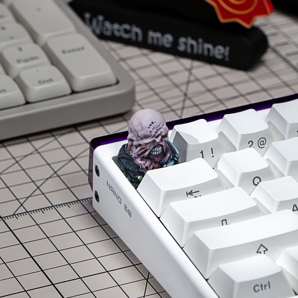 バイオハザード BIOHAZARD風 メカニカルキーボードデフォルメキーキャップ ネメシス(追跡者) MXスイッチ対応 超高精細彩色レジン造形 同人グッズ