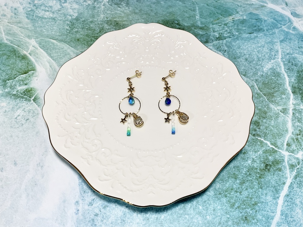 水面のスティック揺れるピアス・イヤリング(まこはる)