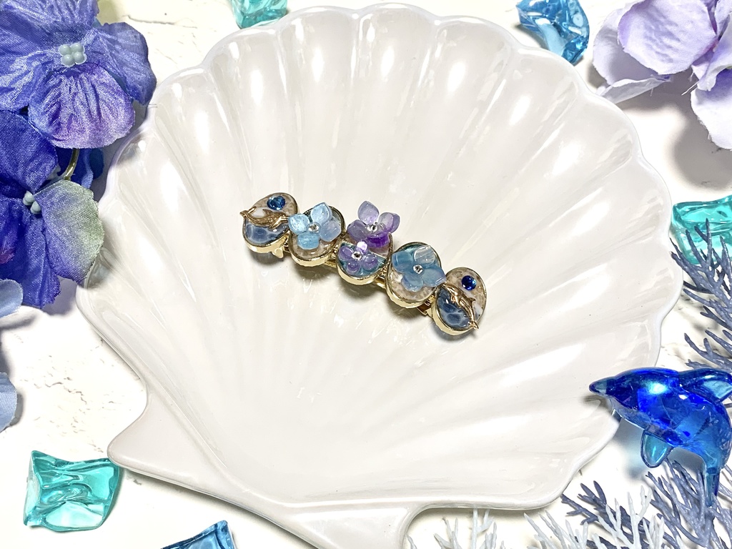 紫陽花と海を泳ぐイルカ ヘアバレッタ