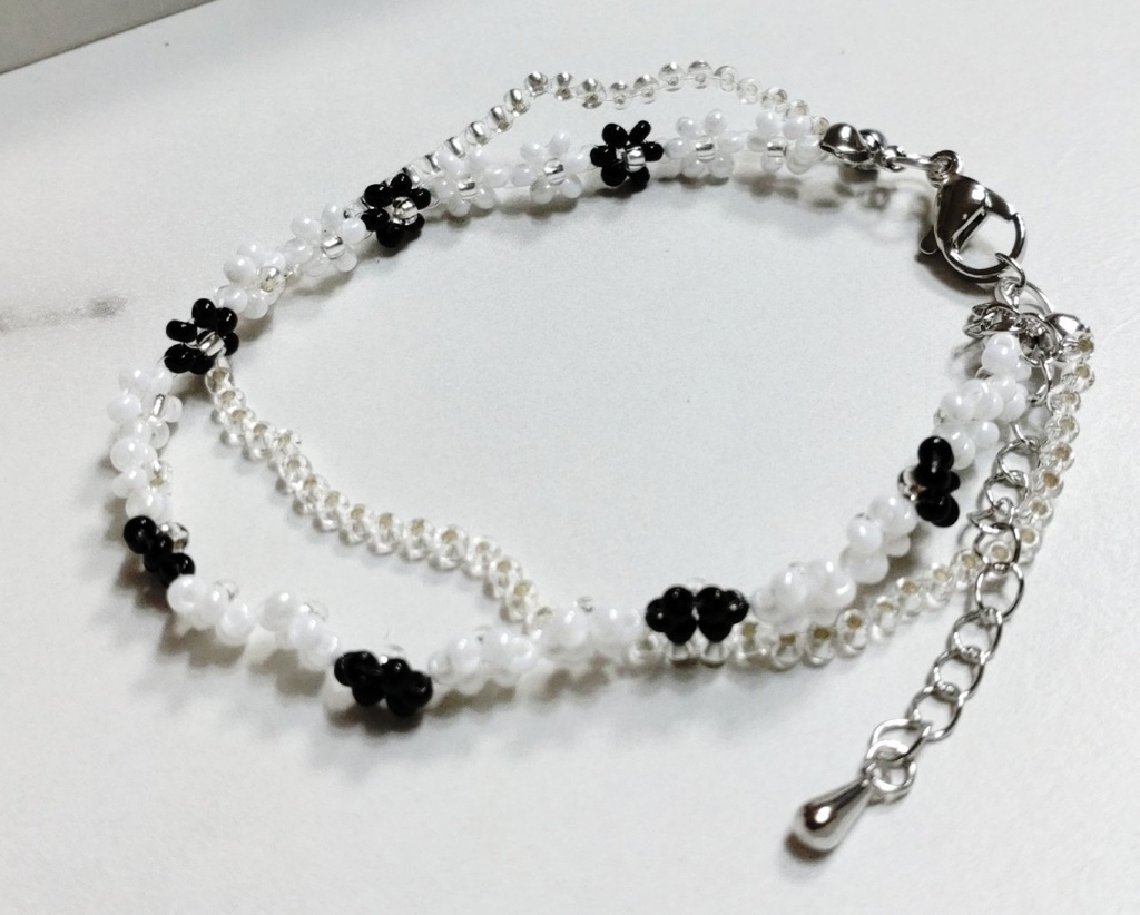 ビーズブレスレット