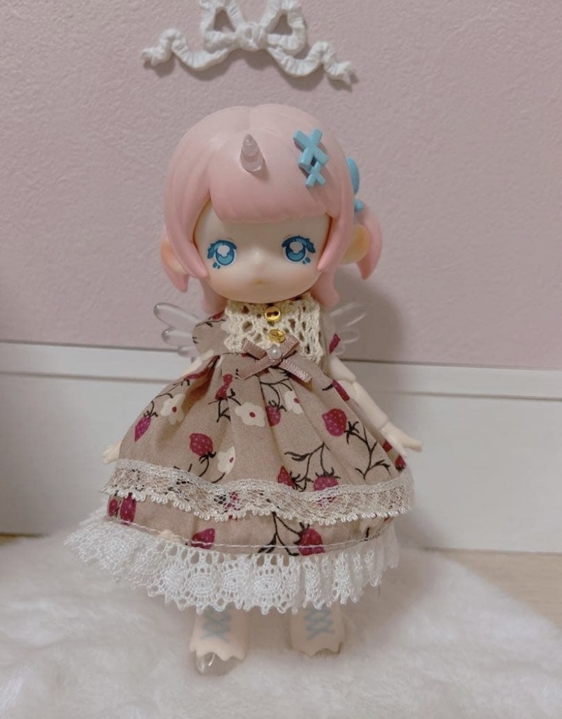 リバティいちごワンピース