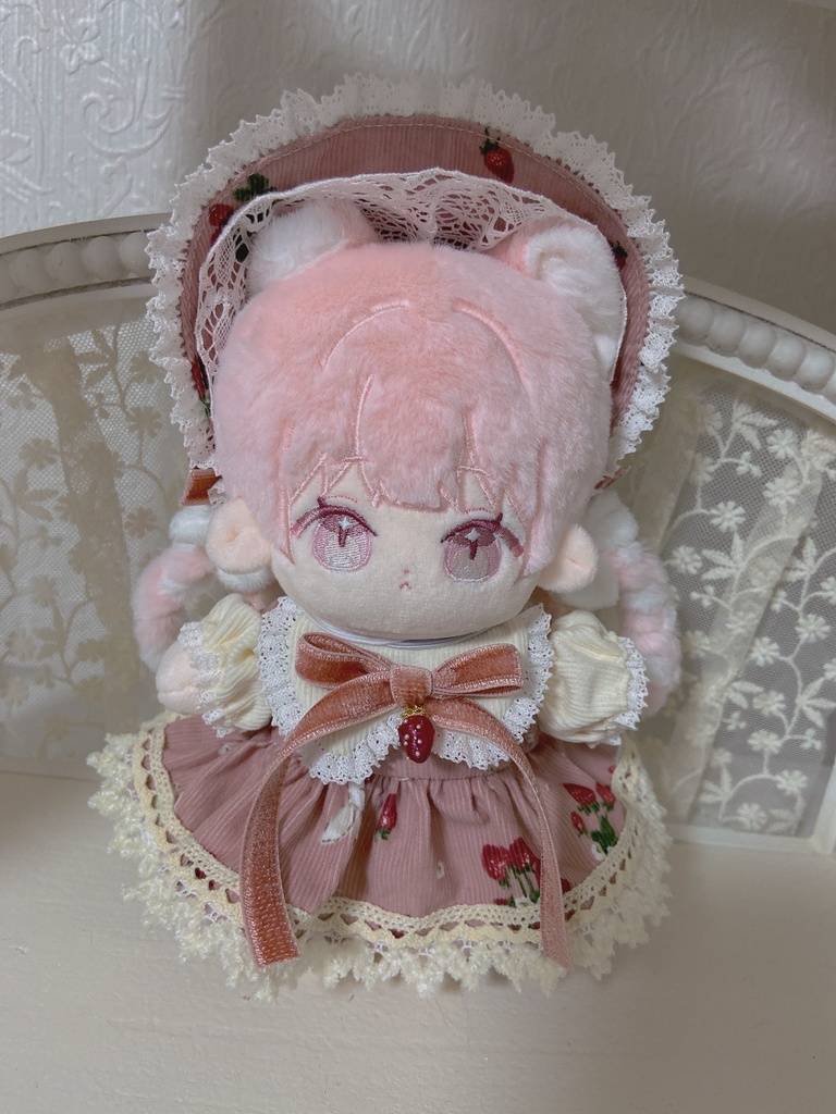 コーデュロイいちごミルクワンピース