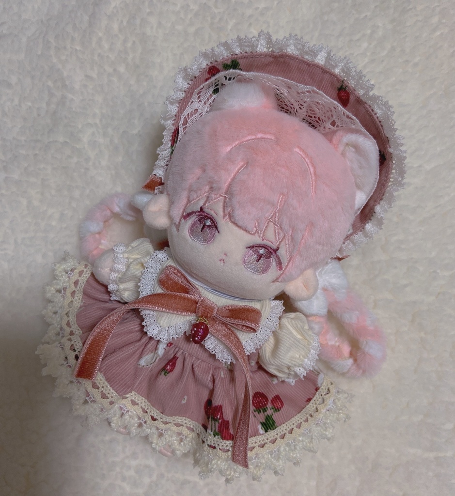 コーデュロイいちごミルクワンピース