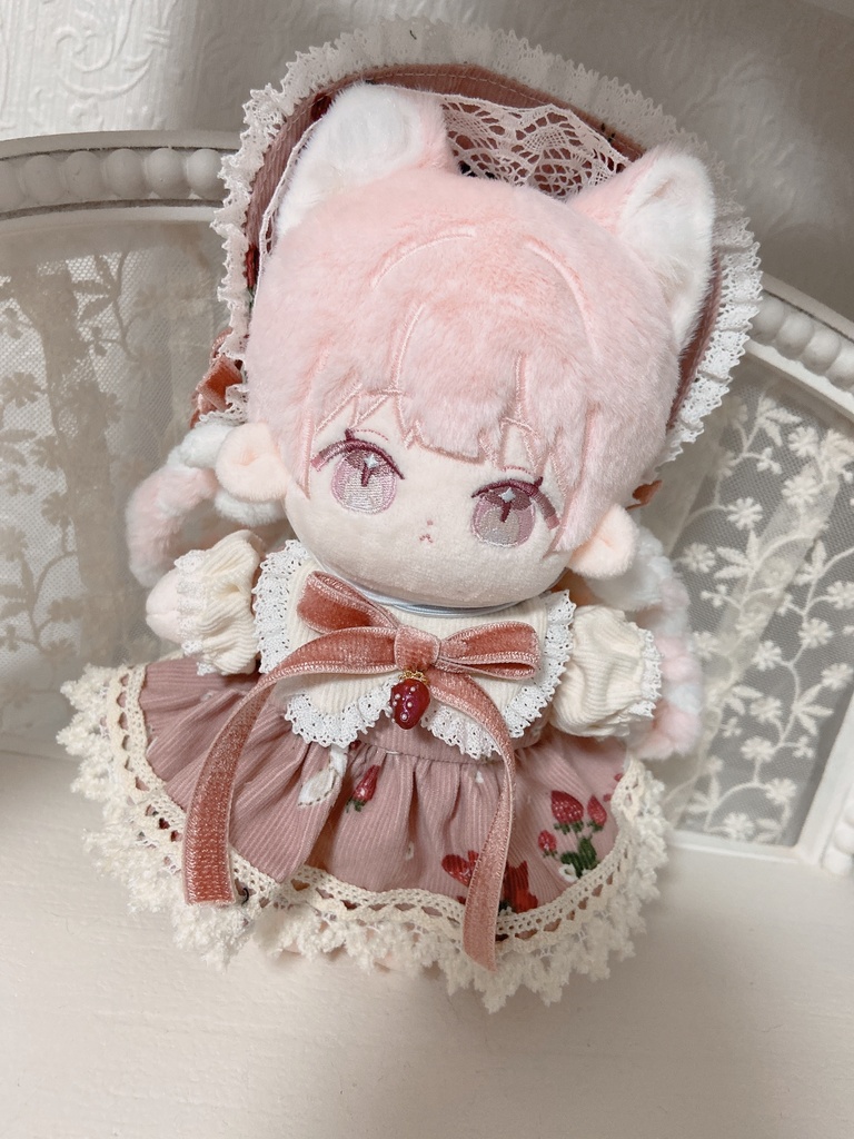 コーデュロイいちごミルクワンピース