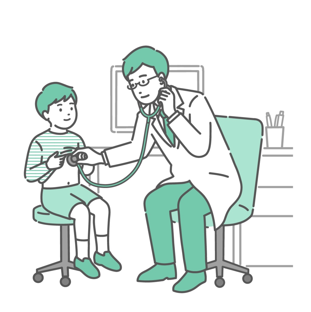 聴診器で男の子を診察する男性医師（白衣・小児科・子供）