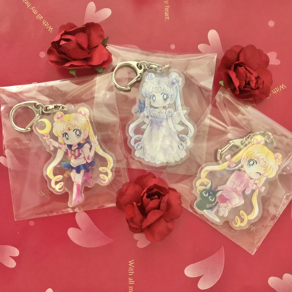 【匿名配送】セーラームーン ホログラムアクキー【セラムン】