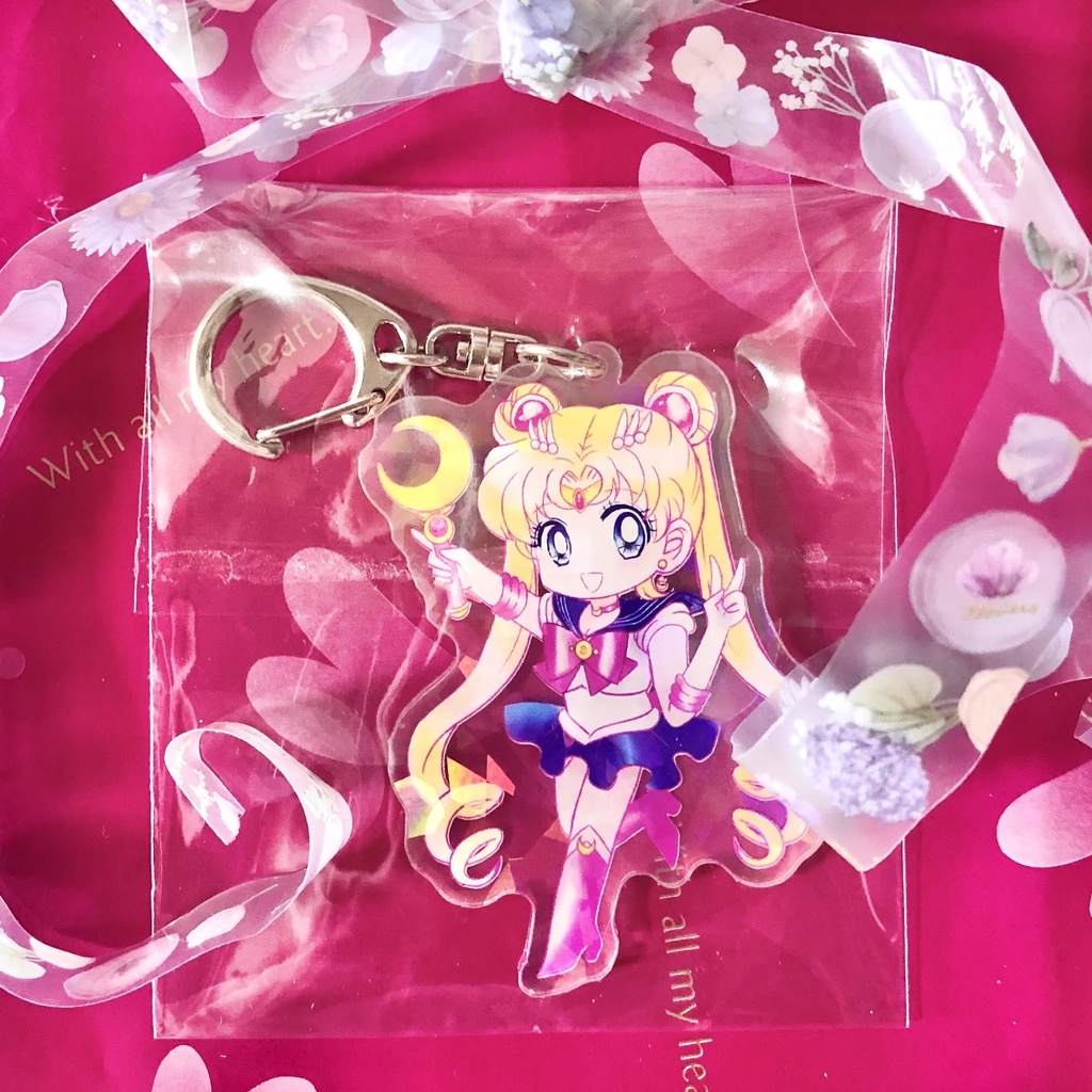 【匿名配送】セーラームーン ホログラムアクキー【セラムン】