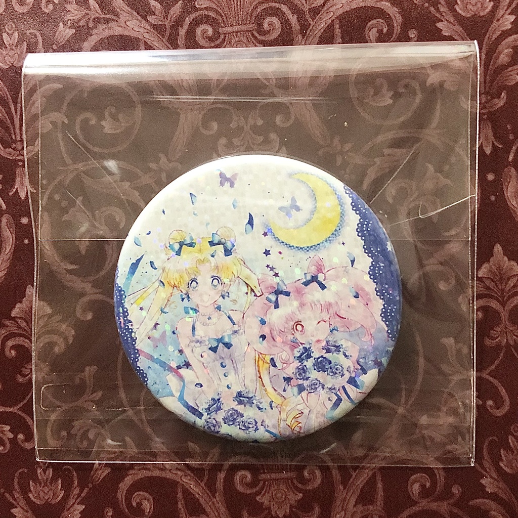 【匿名配送】うさぎ&ちびうさ ホログラム缶バッジ【セラムン・44mm】