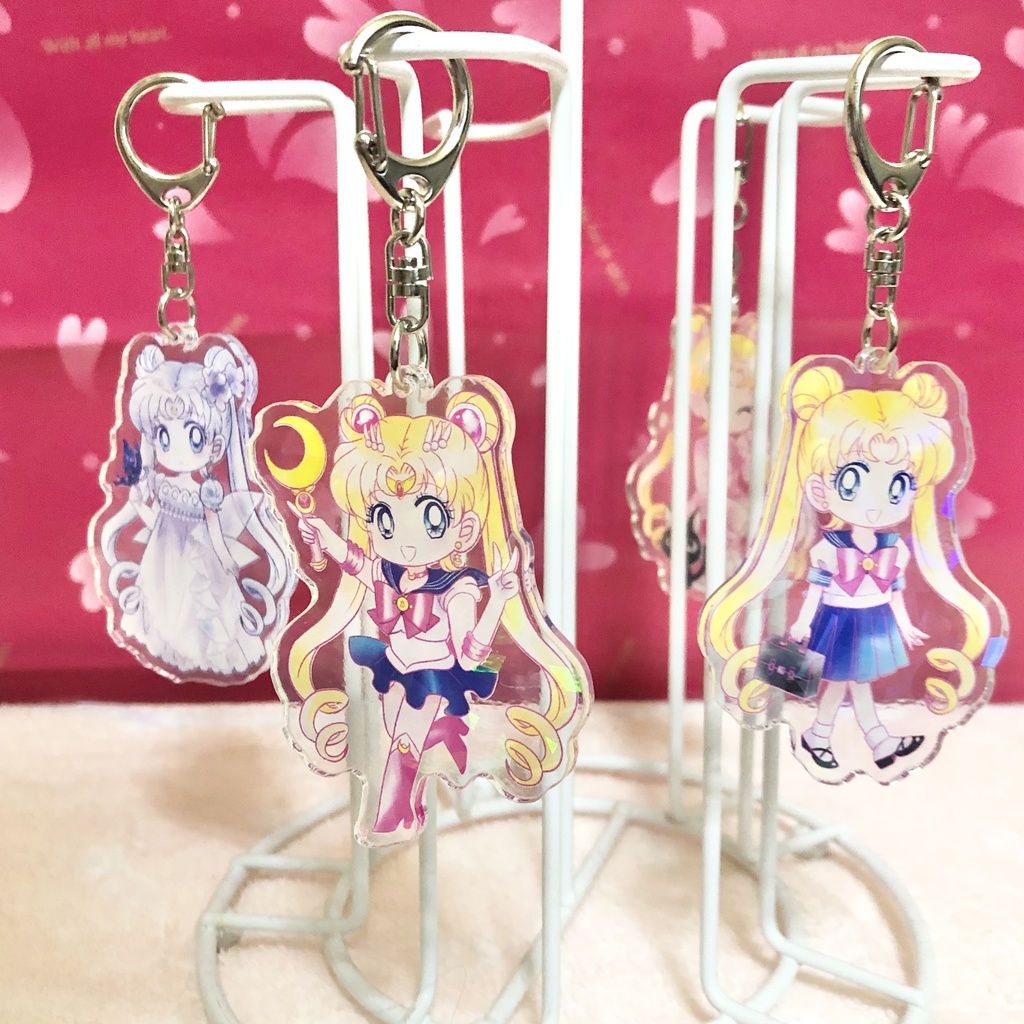 【匿名配送】月野うさぎ制服 ホログラムアクキー【セラムン】