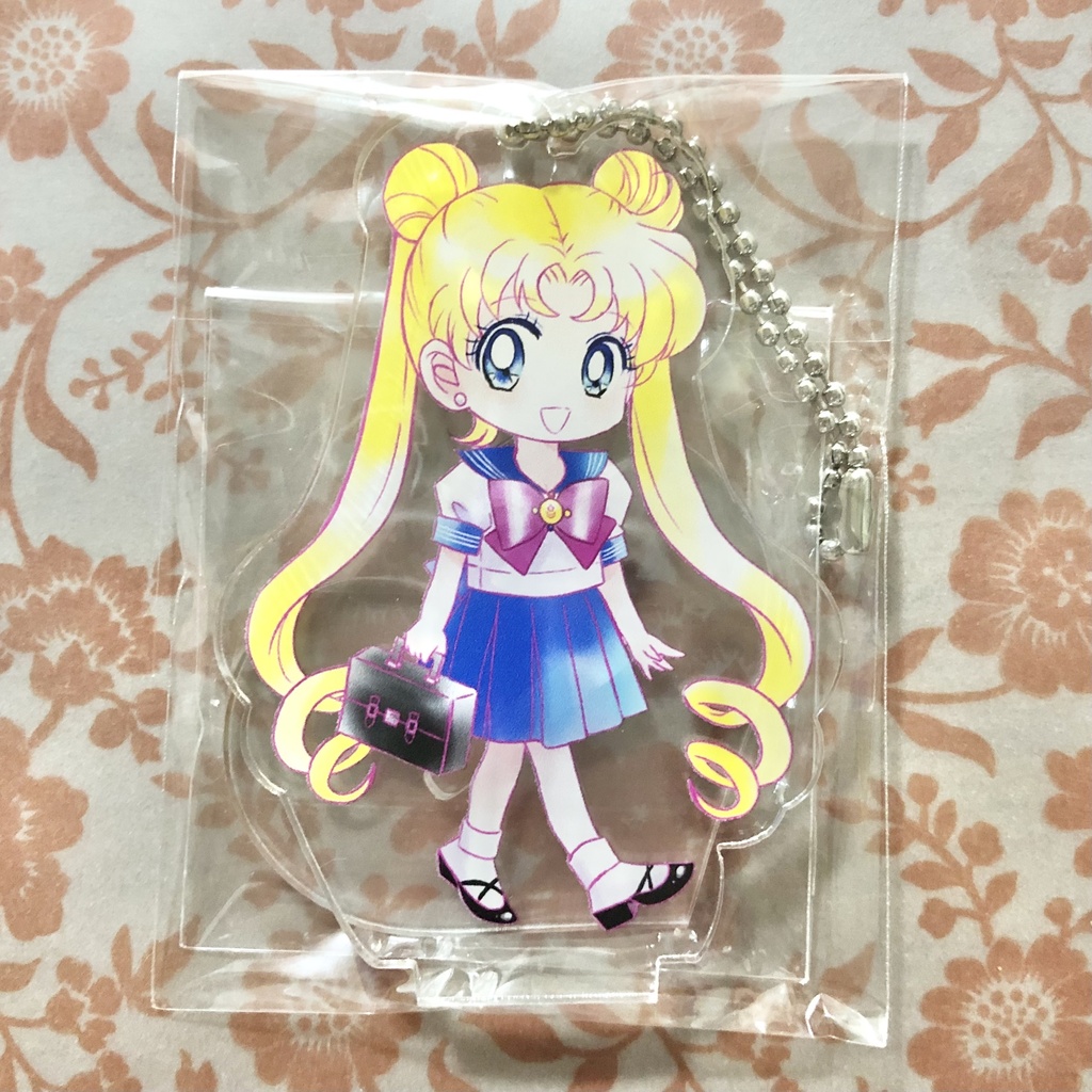 【匿名配送】セラムン（月野うさぎ制服）アクリルスタンドキーホルダー【セラムン】