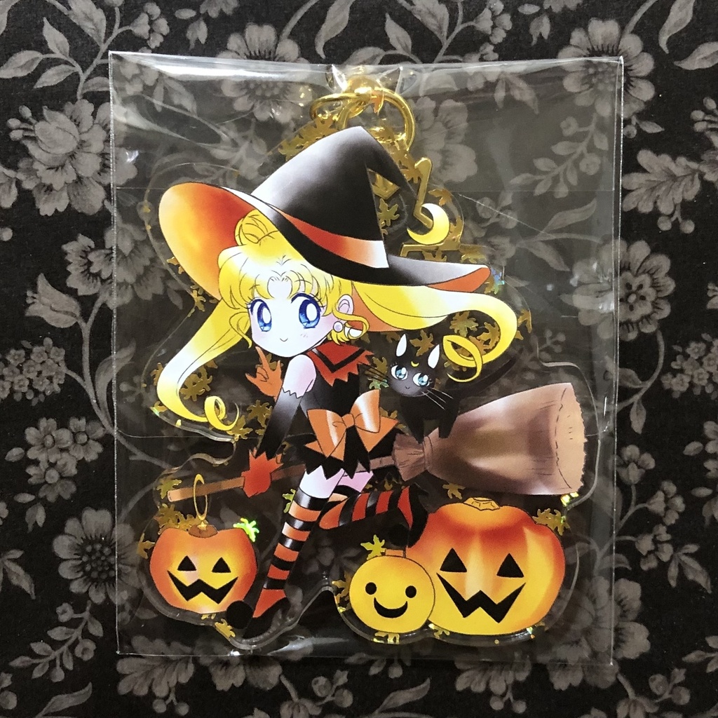 【匿名配送】月野うさぎ(ハロウィン・金色フレーク入り)アクキー【セラムン】