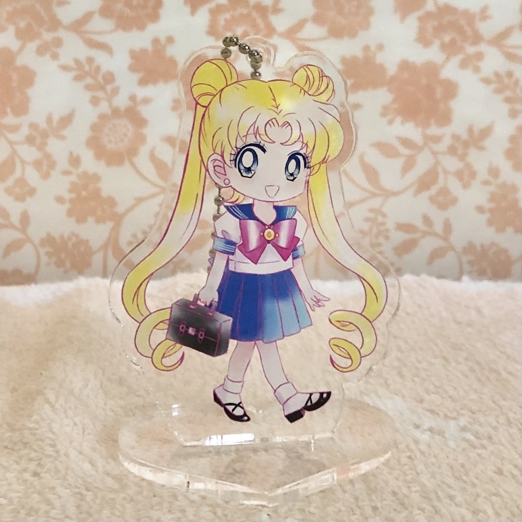 【匿名配送】月野うさぎ(制服姿)アクリルスタンドキーホルダー【セラムン】