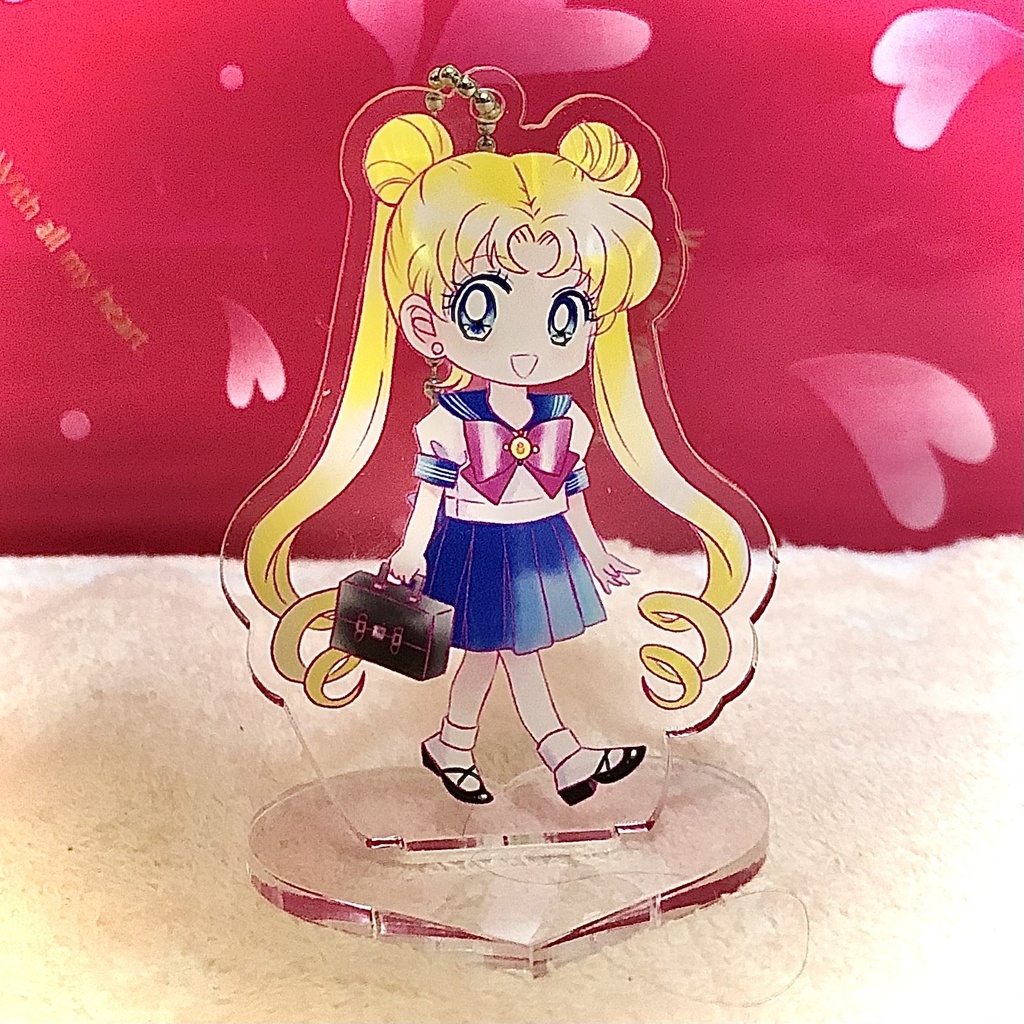 【匿名配送】月野うさぎ（制服姿）アクリルスタンドキーホルダー【セラムン】