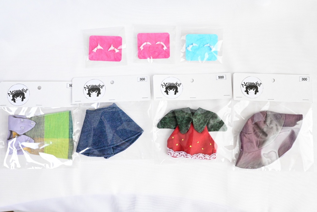 オリジナルぬいぐるみドール用服、つけまつ毛セット4