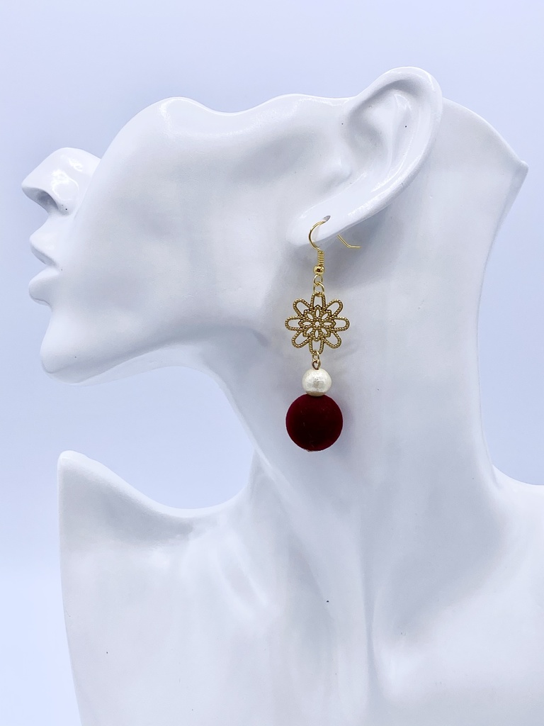 *ビーズピアス*