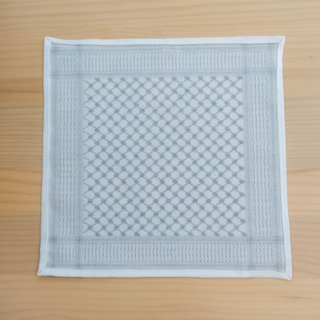 【寄付つき】ぬいぐるみ向けミニ・クフィーヤ