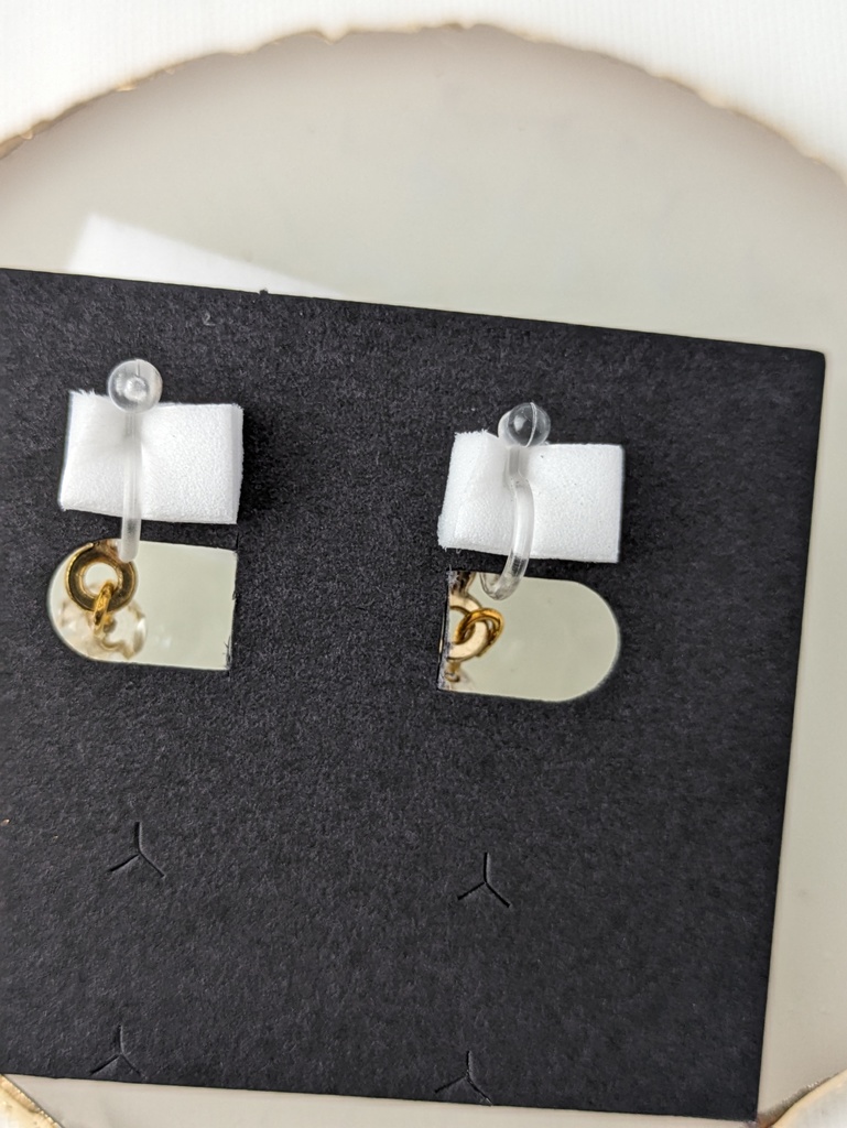 太陽のビスマス鉱石【イヤリング】