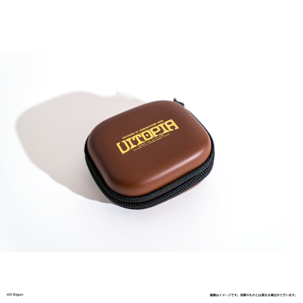 “Uitopia” ロゴポーチ（S）