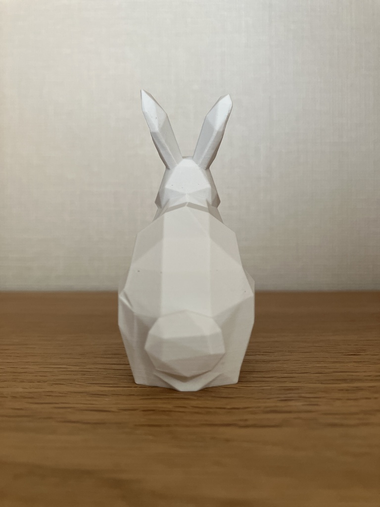 ローポリ ウサギ