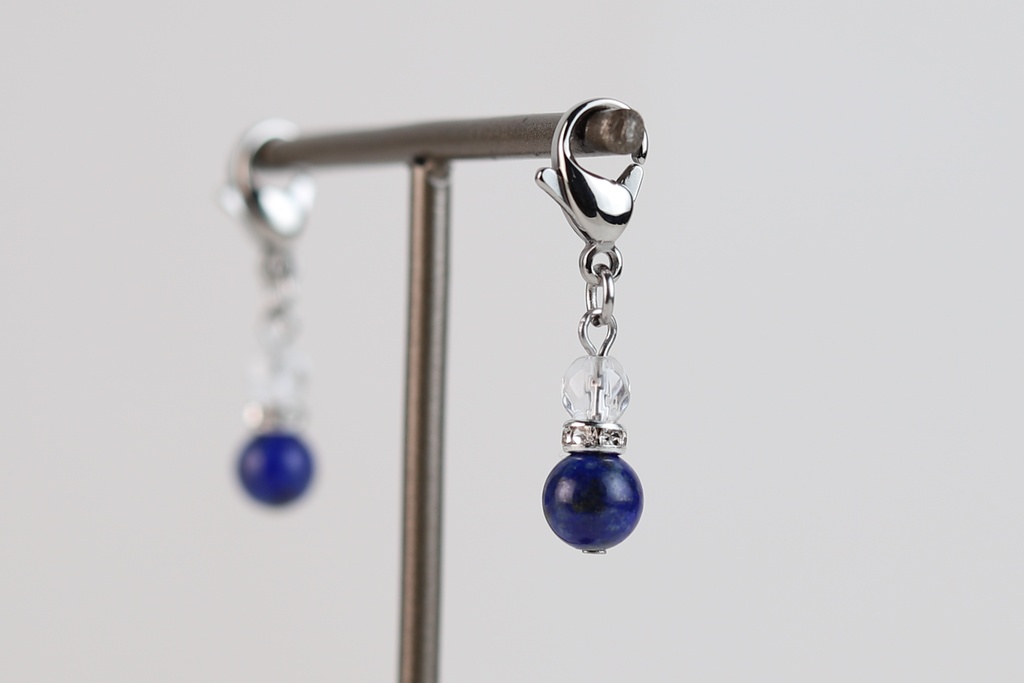 ラピスラズリと水晶のマスクチャーム【金属アレルギー対応】