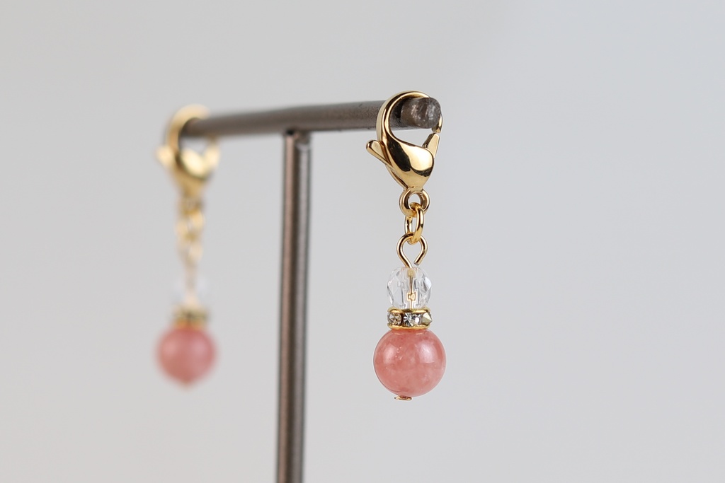 インカローズと水晶のマスクチャーム【金属アレルギー対応】