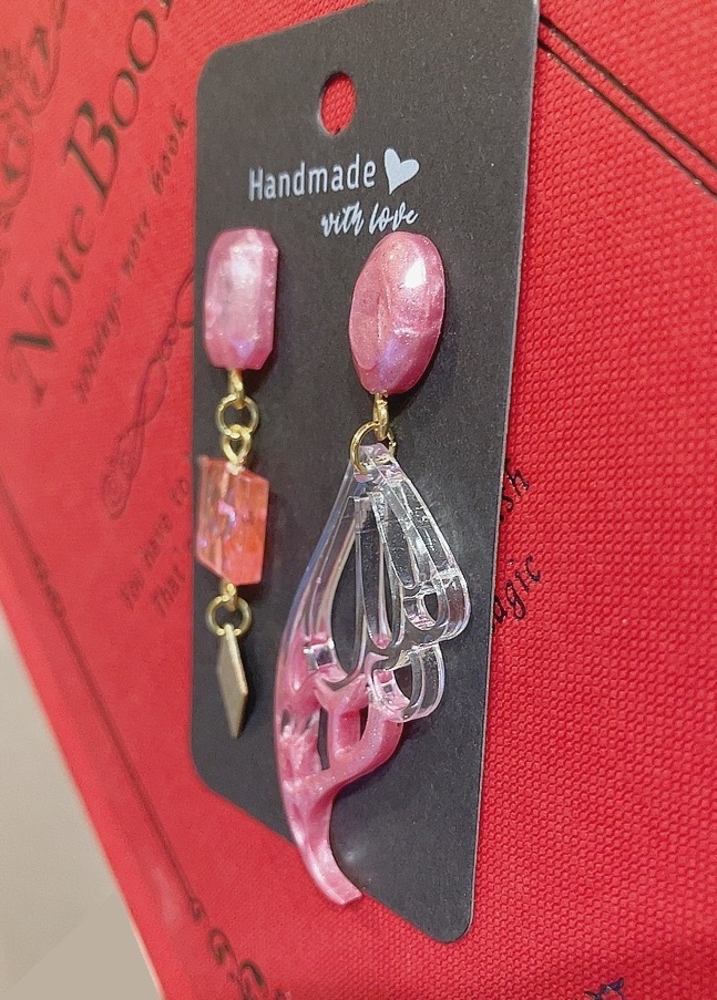 【描き変える記憶】ナタージャの耳飾り