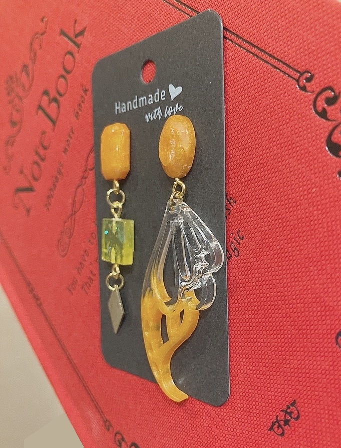 【描き変える記憶】フェミリオの耳飾り