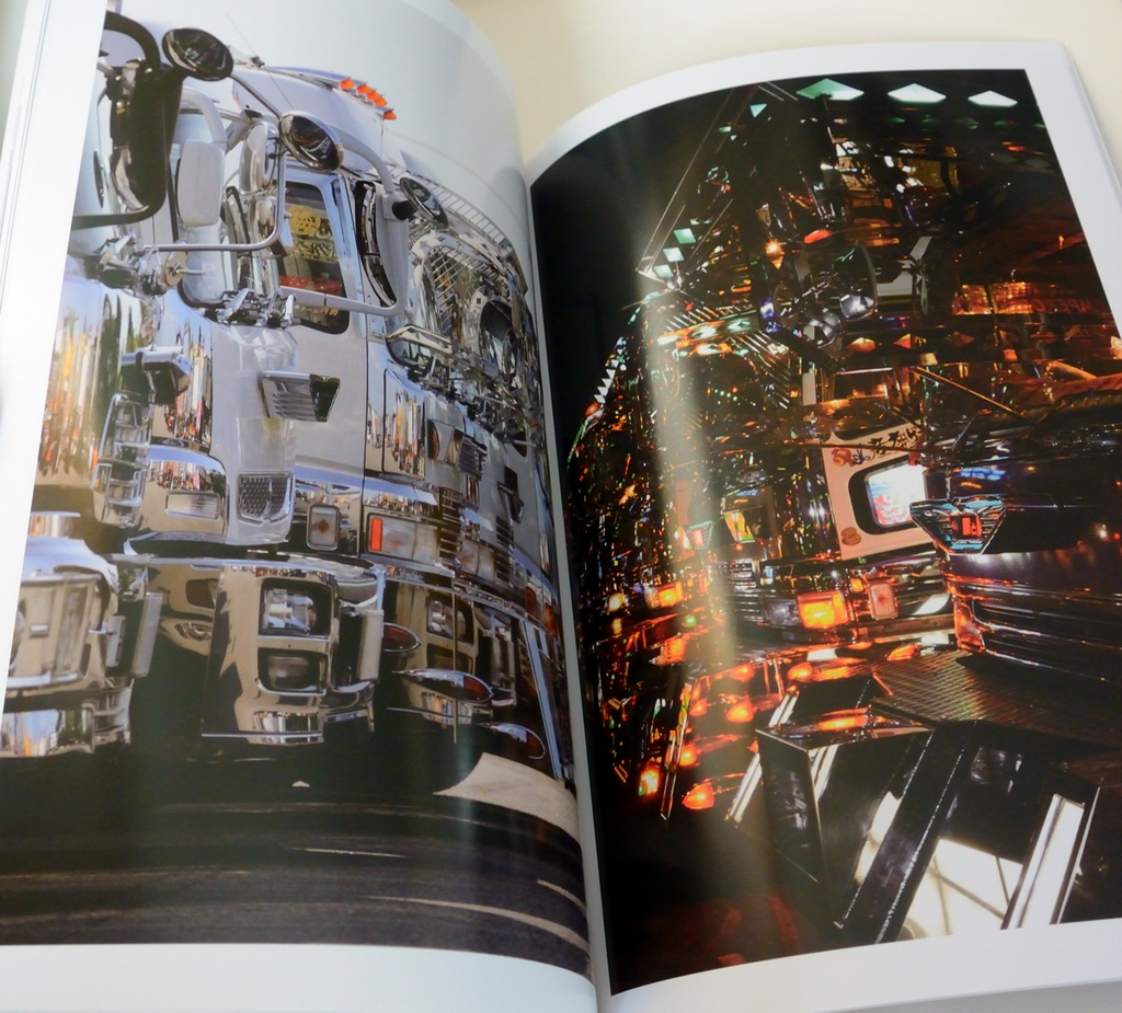 アートトラック写真集 「TheREAL」