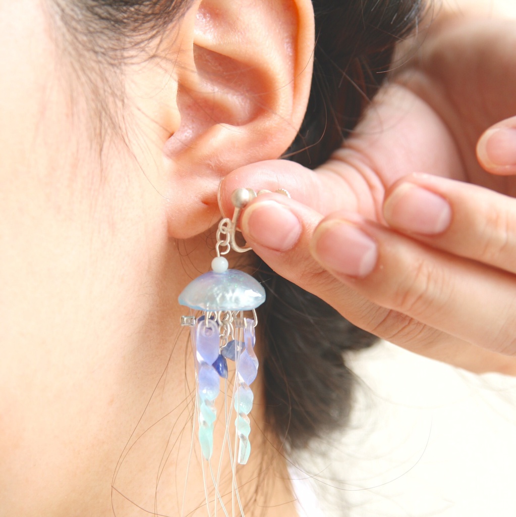 空想ヤナギクラゲ