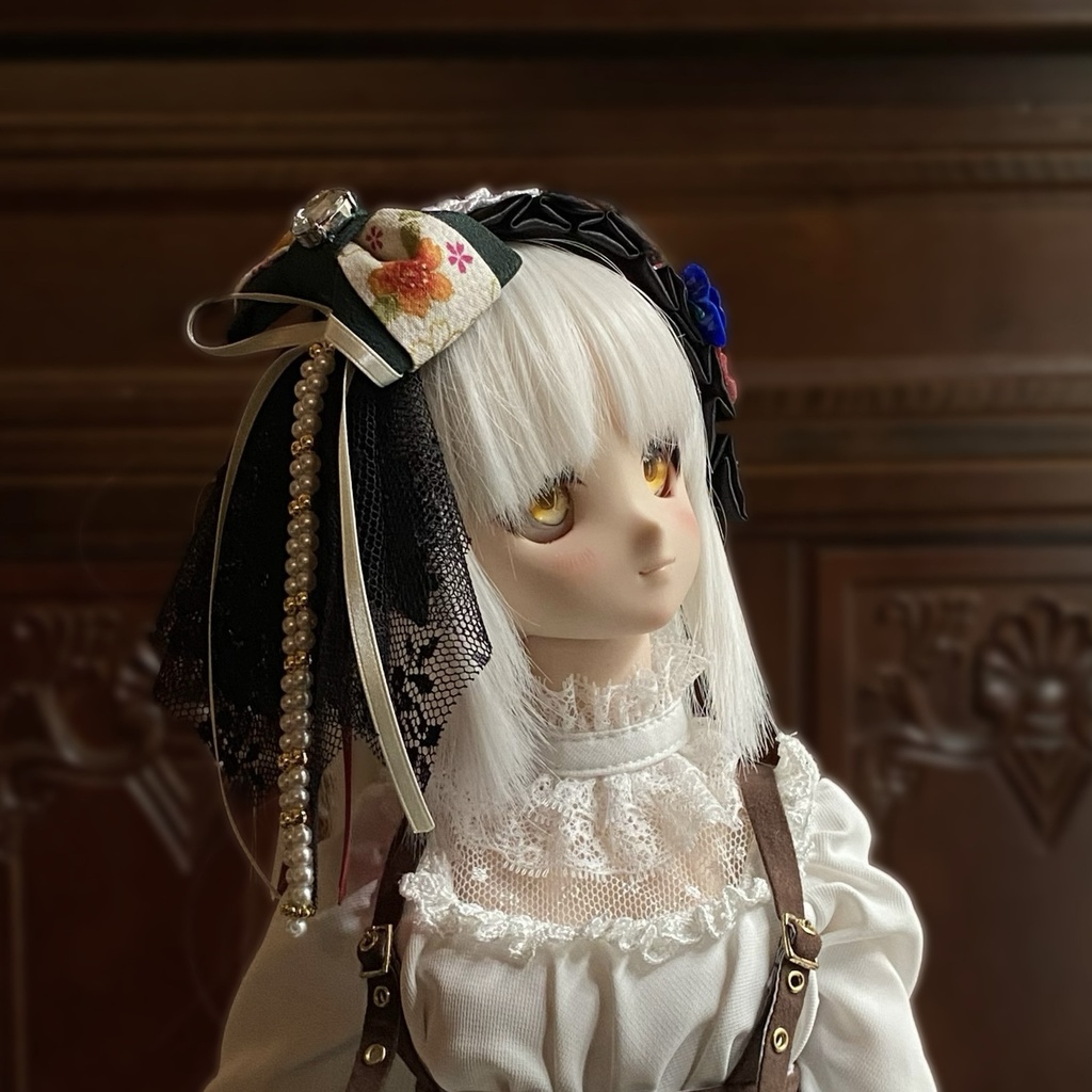 【ドール用】ヘアアクセサリー 黒ヘッドドレス花クリスタルストーン