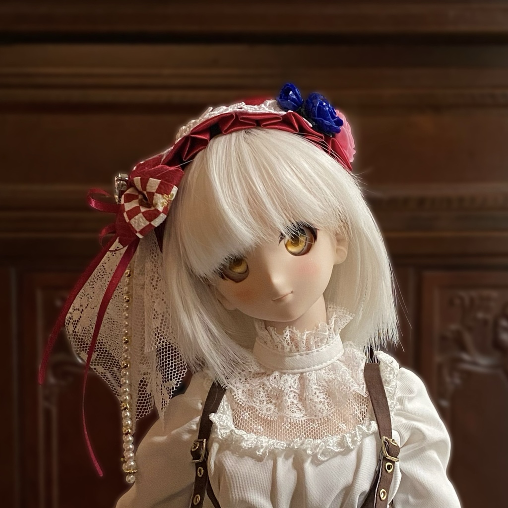 【ドール用】ヘアアクセサリー  赤ヘッドドレス市松クリスタルストーン