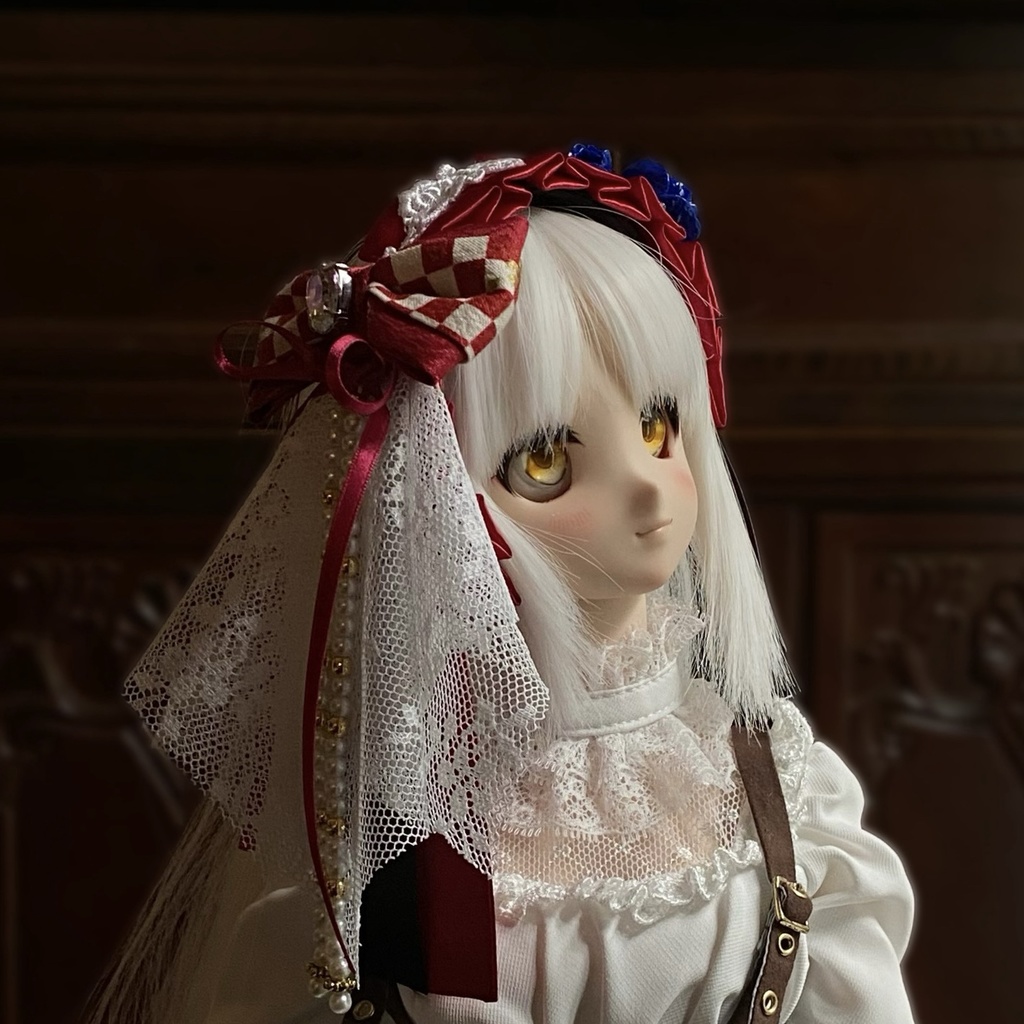 【ドール用】ヘアアクセサリー  赤ヘッドドレス市松クリスタルストーン