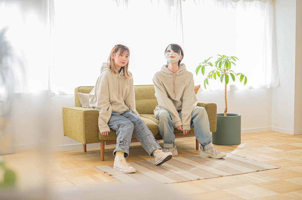 laundry dog hoodie 2枚セット 特典付き(サイン&ナンバリング生写真)