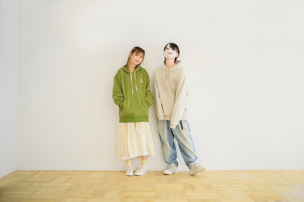 laundry dog hoodie 2枚セット 特典付き(サイン&ナンバリング生写真)