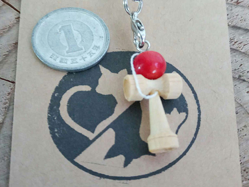 無病息災「お守りミニけん玉」