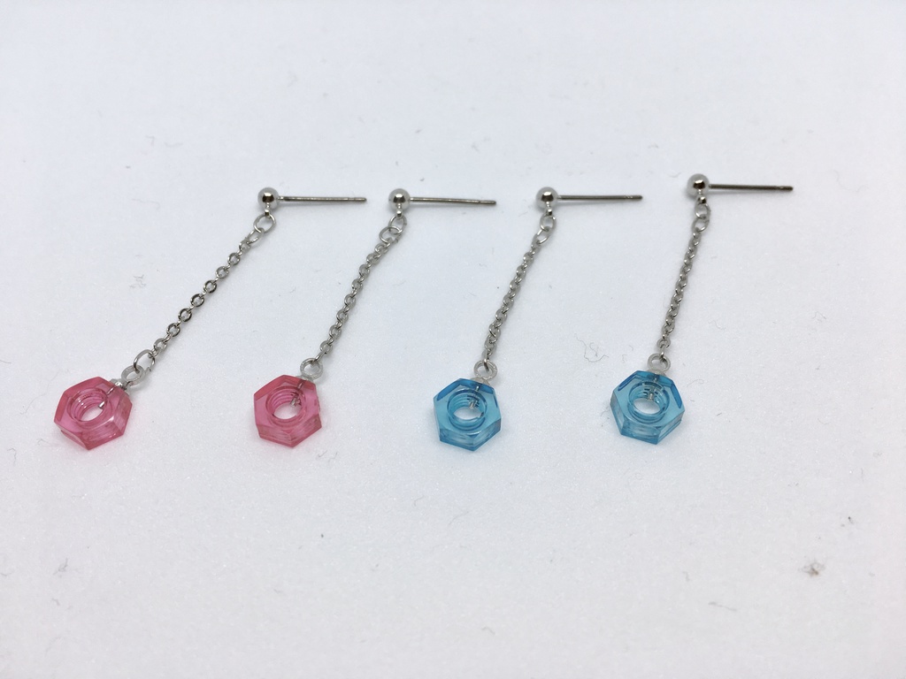 ポリカボネート六角ナットピアス
