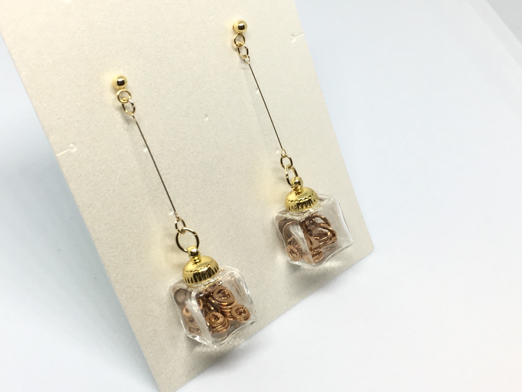 スクエアガラスピアス(スプリングワッシャー入り)