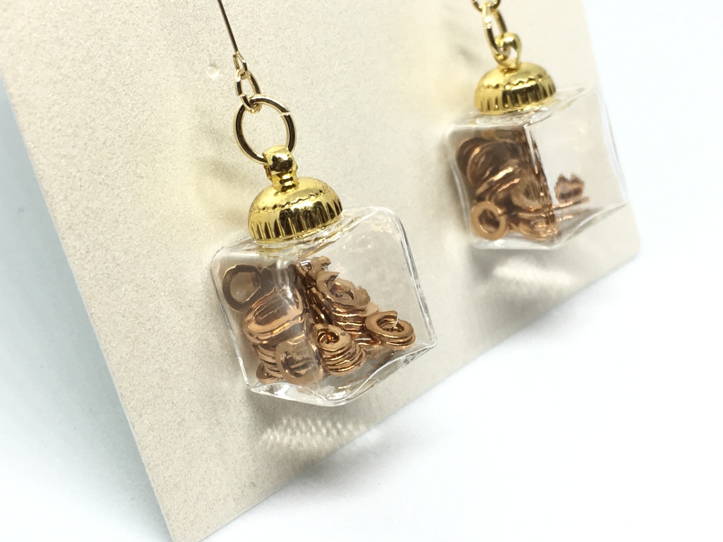 スクエアガラスピアス(スプリングワッシャー入り)