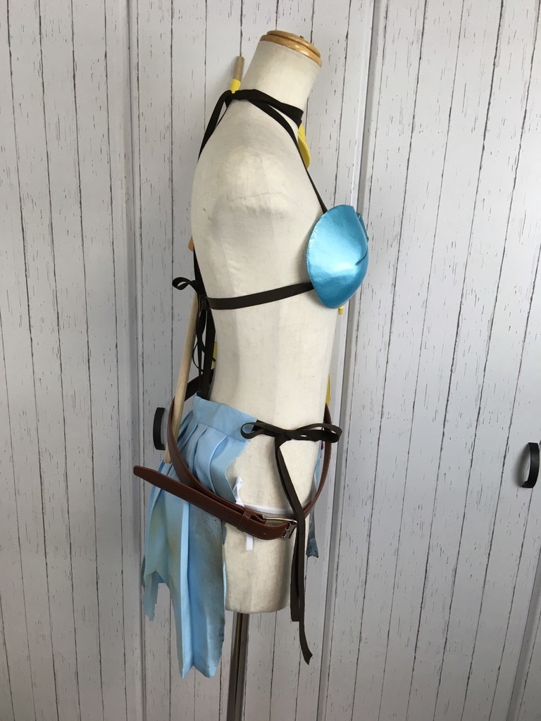 卒園ビキニアーマー