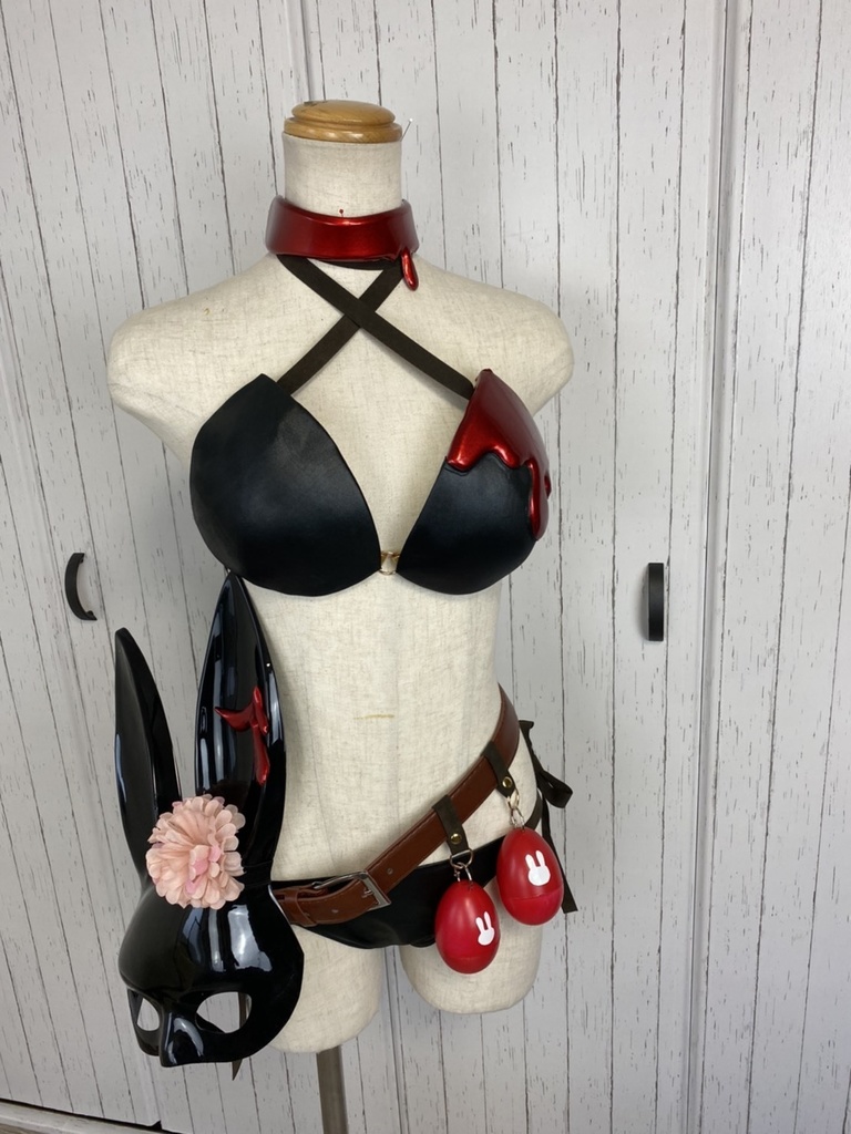 イースタービキニアーマー(黒うさぎ)