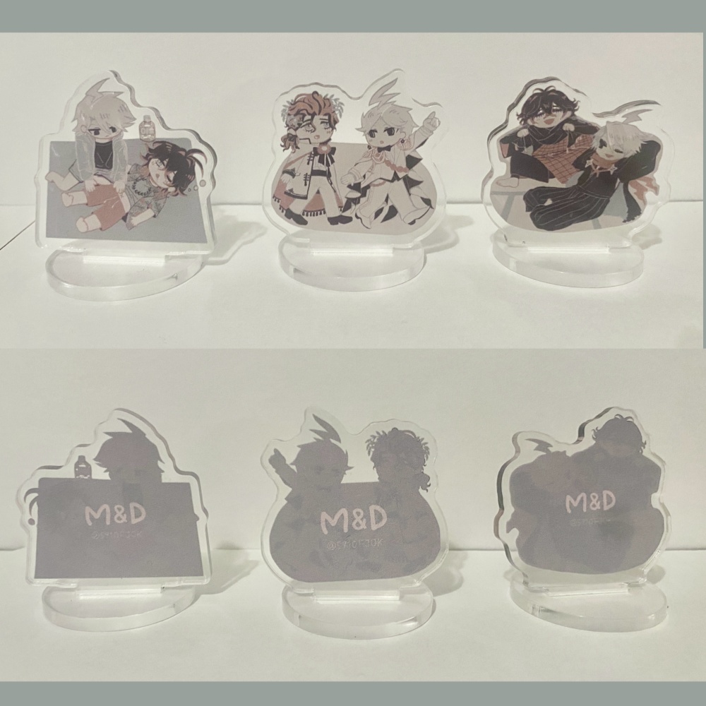 怪しい色と構図のミニアクスタ B6ステッカー