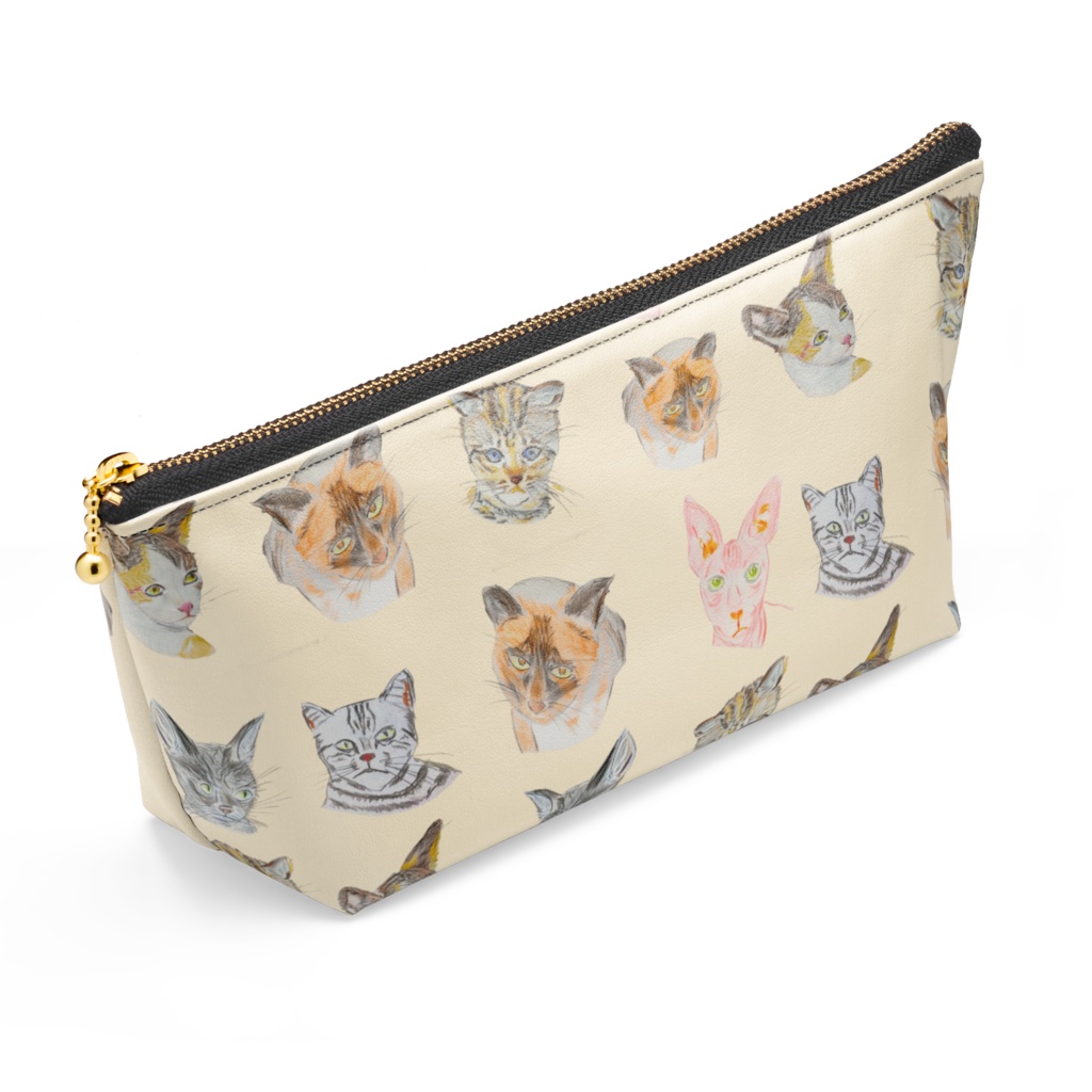 色鉛筆で描いた❣ リアルにゃんこポーチ😸