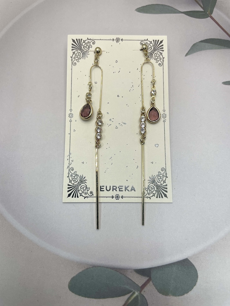 輝の内に ピアス